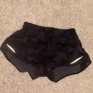 Lululemon Shorts size 6